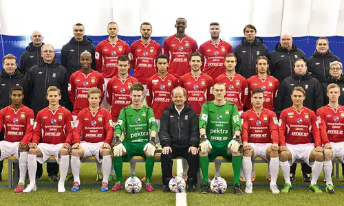MYPA jatkaa kärjessä