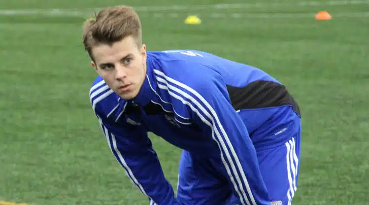 Roope Riski tähyilee isompaan seuraan