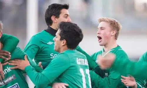 Ykkösen kärkitaistelu jatkuu jännittävänä