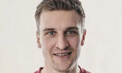 JJK:lle kaksi jatkosopimusta