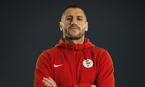 Shefki Kuqi palasi pelikentille Kolmosessa