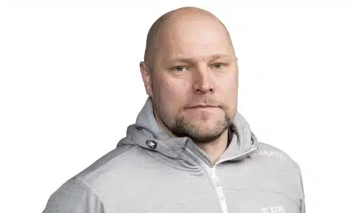 Ilvekselle ghanalaispuolustaja