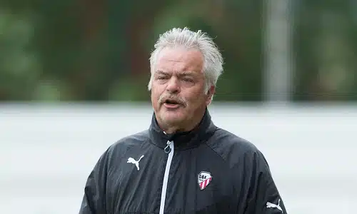 Entinen naisten maajoukkueen päävalmentaja: ”Toiminta on 2000-luvulla ammattimaistunut merkittävästi”