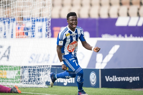 Mensah maalasi HJK:n voittoon, RoPS nousi tasapeliin