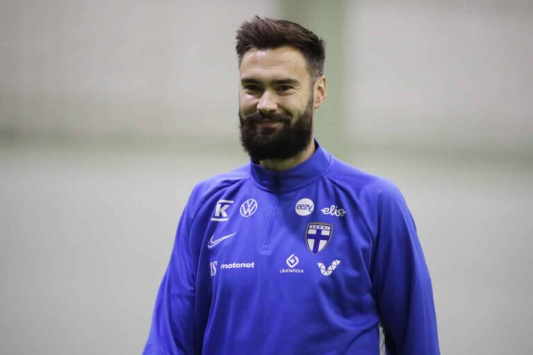 Vieraskynä: Hieno ilta Vaasassa – legendojen jalka nousee yhä