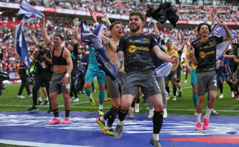 Kymppipaikka selvitti: Miten yleistä on nousta Valioliigaan heti putoamisen jälkeen?