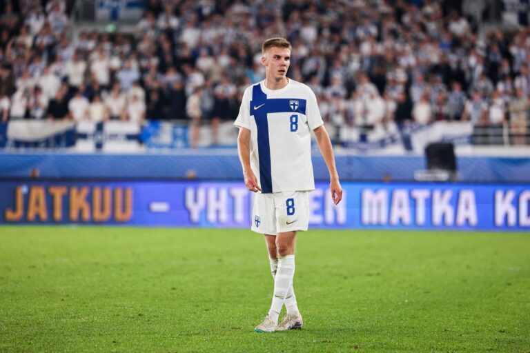 Haastattelu: Oliver Antman hirmuvireessä Hollannissa: ”Kun hyökätään, yritetään tehdä maali, eikä mietitä muuta”