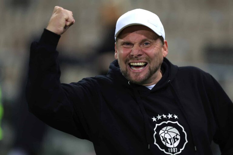 Näkökulma: Sitkeyden perikuva – tämä valmentaja putoaa aina jaloilleen