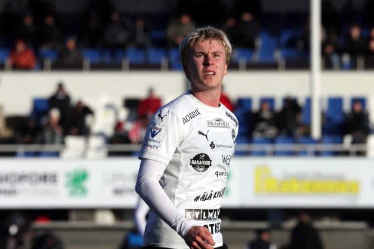 Haastattelu: Viime kauden Veikkausliigan sensaatio – ”Vain nousu tavoitteena”