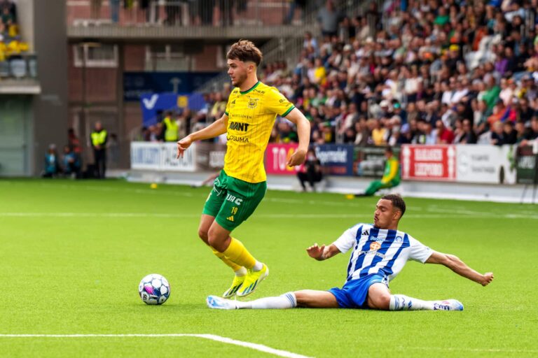 Haastattelu: Oiva Jukkola on yksi Veikkausliigan läpimurtopelaajista: ”Tein itsestäni nimen tähän sarjaan”