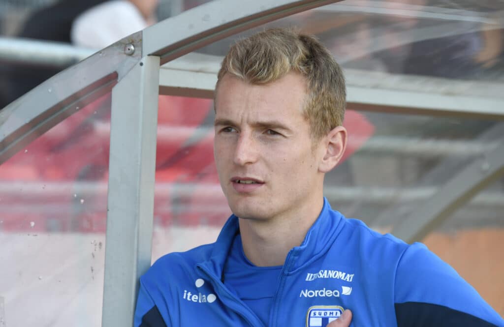 Lukas Hradecky: Voittamaton Movember