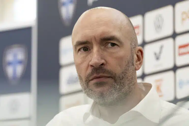 Näkökulma: Jatkuuko Huuhkajien nuorennus syksyllä rajuna? – ”Jos b-juniori on tarpeeksi hyvä, hän pelaa edarissa”