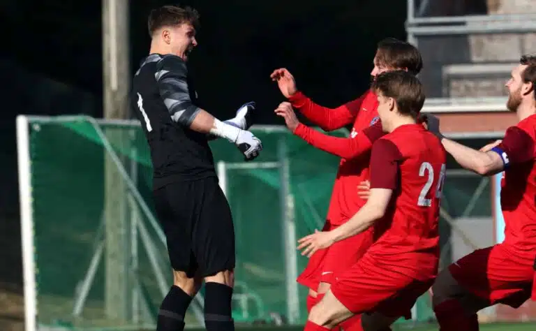 Top kuusi Veikkausliiga – KuPS palaa harjoituksiin, siirtoikkuna vilkastuu