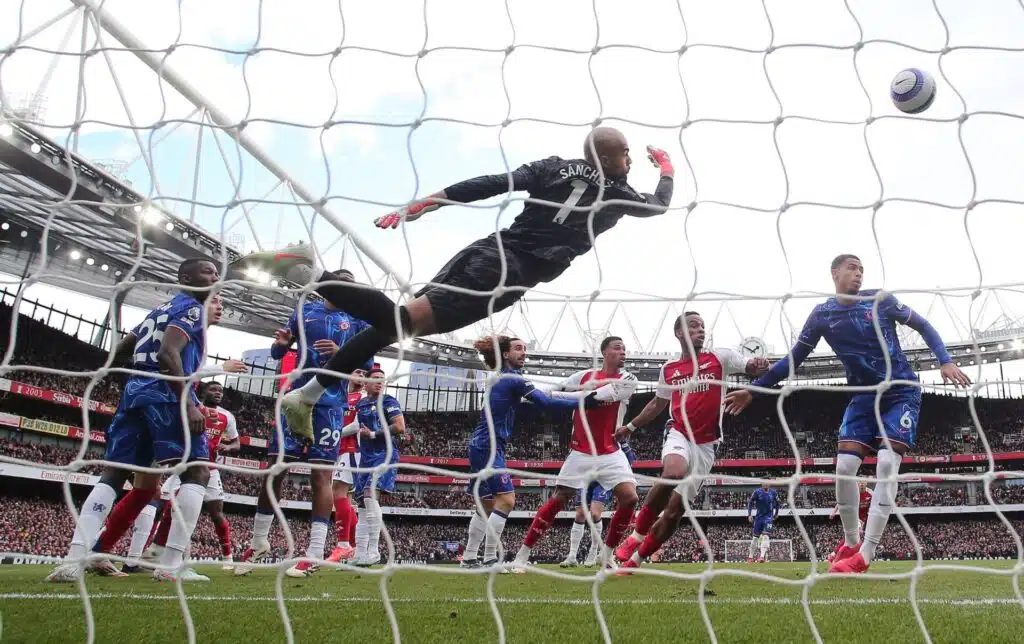 Haastattelu: ”Hirvi” Valioliigan alla – ”Teemu Pukki tarjoaa samppanja-aamiaisen”