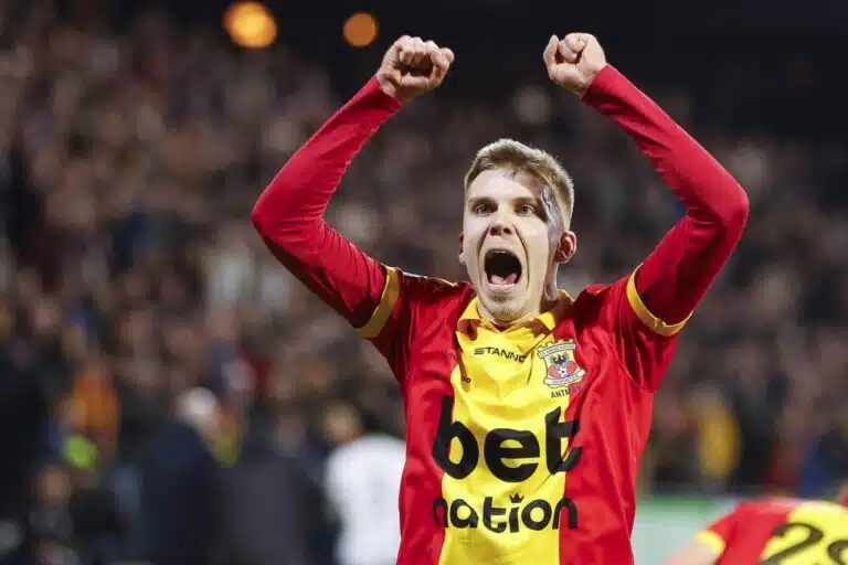 Haastattelu: Lietsooko suomalaistähti ”Ammeen” euforiaan – ”Niin spesiaalijuttu”