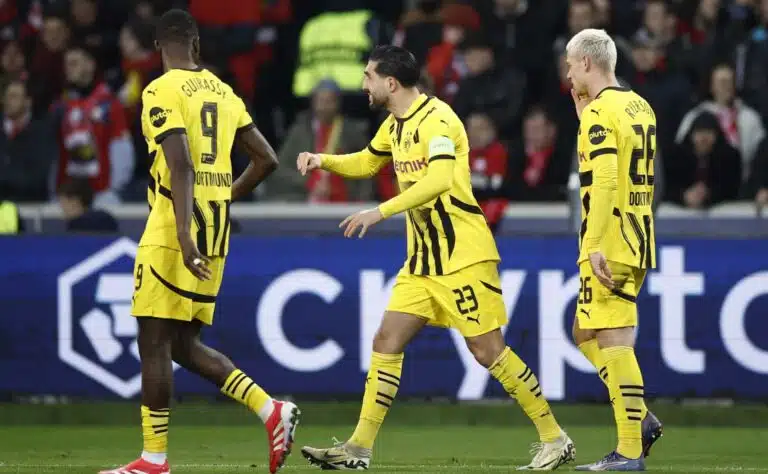 Vieraskynä: Takaisin muistojen äärelle – Parken kiehui, Dortmund riehui