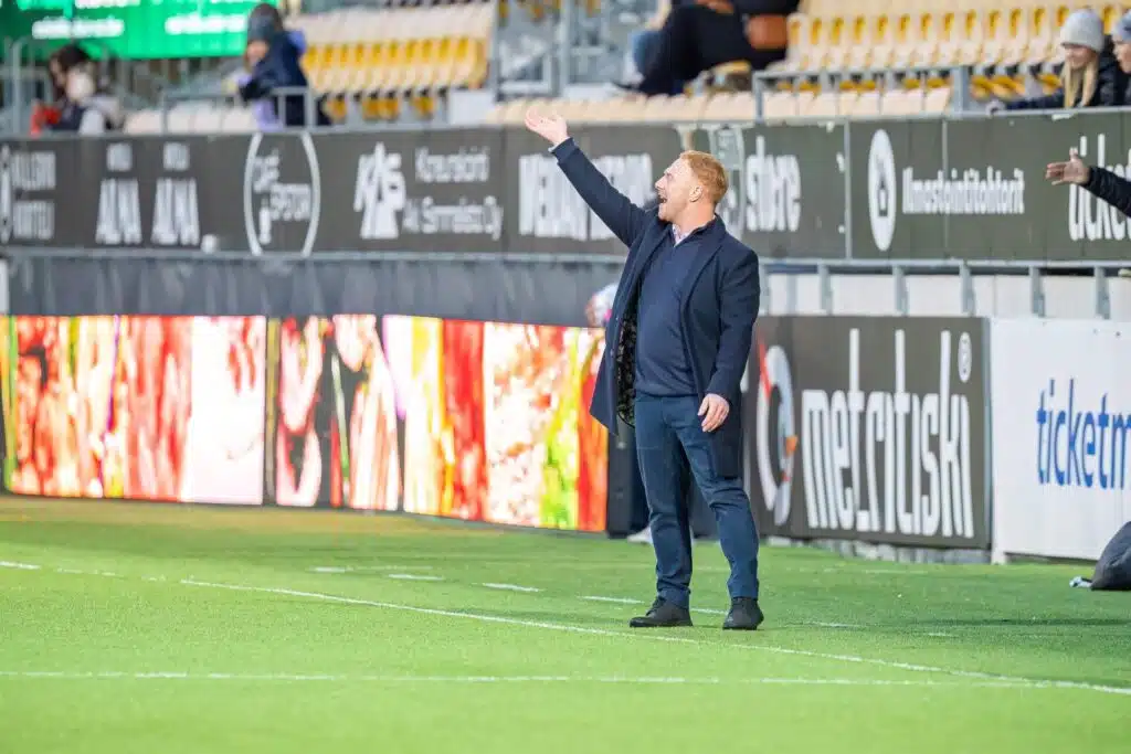 Haastattelu: SJK reagoi pelaajaliikenteeseen ajoissa – ”Ei haittaa, että pelaajia lähtee”