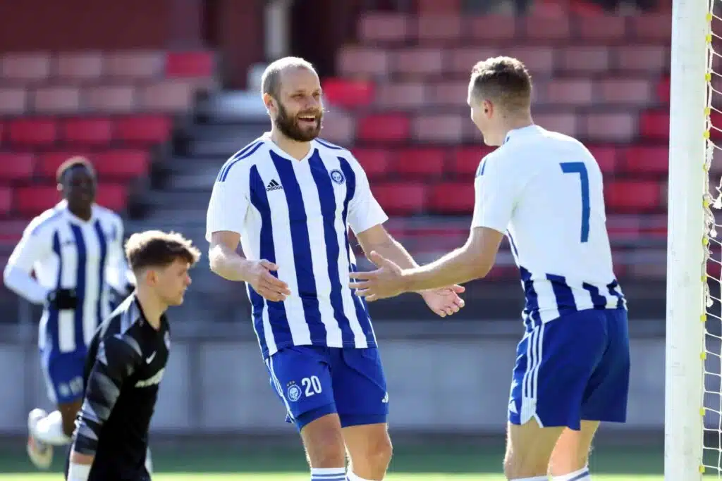 Top-6 Veikkausliiga: Syöttökone Pukki, kopterihaaste selostajille, yksinäinen Smith…