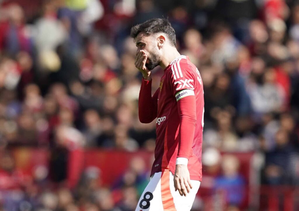 Liverpool sai viimein juhlia liigamestaruutta yleisön edessä – Tässä brittifutiskauden TOP6-tapahtumat Bruno Fernandes, Manchester United