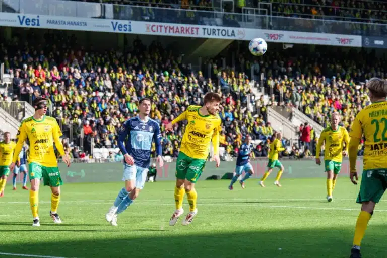 Näkökulma: Toisen polven tähdeltä haave – ”Olen alkanut fiilistelemään pianon soittamista”