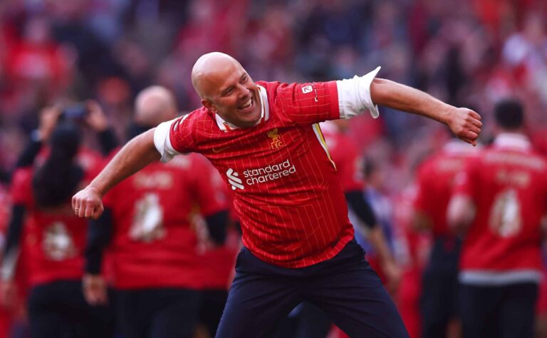 Haastattelu: Asiantuntija näkee valoa Anfieldin yllä – ”Back to business”