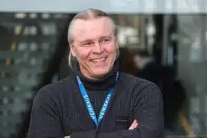 Top kuusi Veikkausliiga – KuPS:ssa raadetaan, myrskyvaroitus Töölöstä ja tyylikäs herra Marko Rajamäki