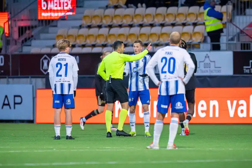 Näkökulma: Kuunteliko Santeri Hostikka Veikkausliiga-podcastin? Olisi kannattanut