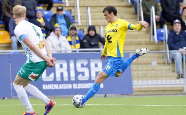 Näkökulma: Jacob Friis, soita Roman Eremenkolle!