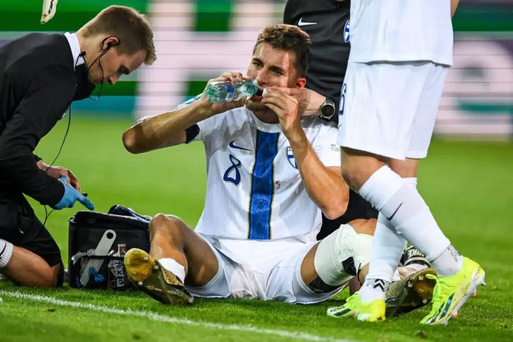 Haastattelu: Huimaa ylistystä Pikkuhuuhkajien tähdestä: “Kaikella kunnioituksella nyky-Huuhkajia kohtaan, mutta…”