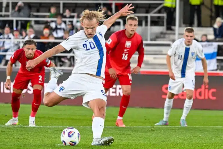 Haastattelu: Joel Pohjanpalo päätti viime hetkellä toisin rankkarista – ”Juuri, kun tulin pallolle”