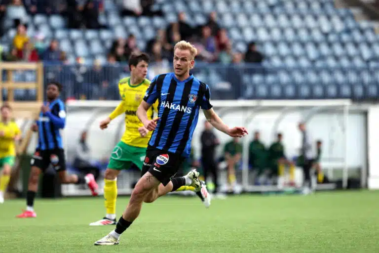 Haastattelu: Historiallisen maalin iskenyt hyökkääjä – ”Olemme olleet joka pelissä parempia”