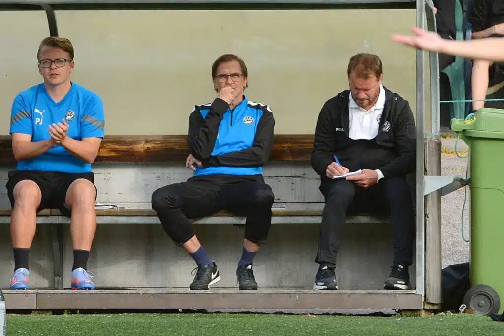 Haastattelu: Hänelle klassikko on tuttu tiskin molemmilta puolilta – ”Tein maalin ja voitimme”