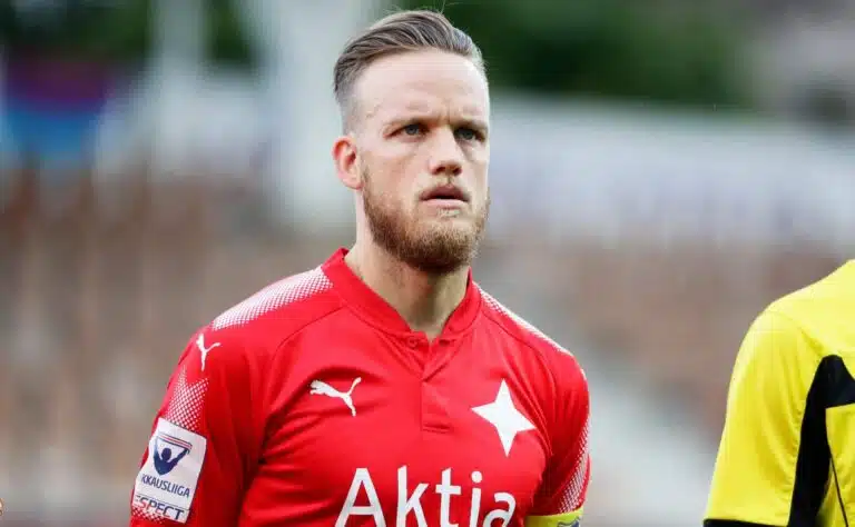 Vieraskynä: Dynastia sortui – Gnistan veti hatusta Väyrys-kanin