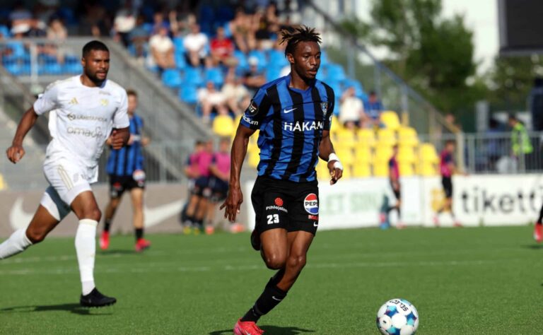 Top-kuusi Veikkausliiga – Kuningas aitiossa, presidentti junnukatsomossa ja 7000 muuta näki loistavan Interin