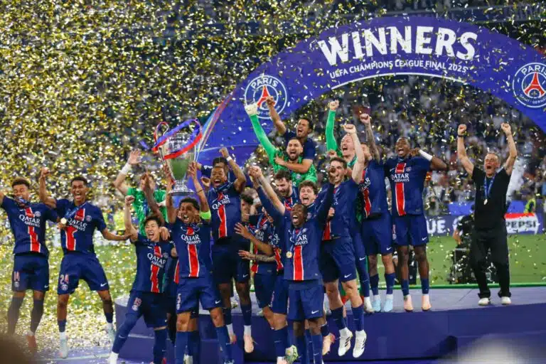 Top kuusi ulkomaat: PSG:lle historiallinen murskavoitto – pitkät pokaalien odotukset päättyivät