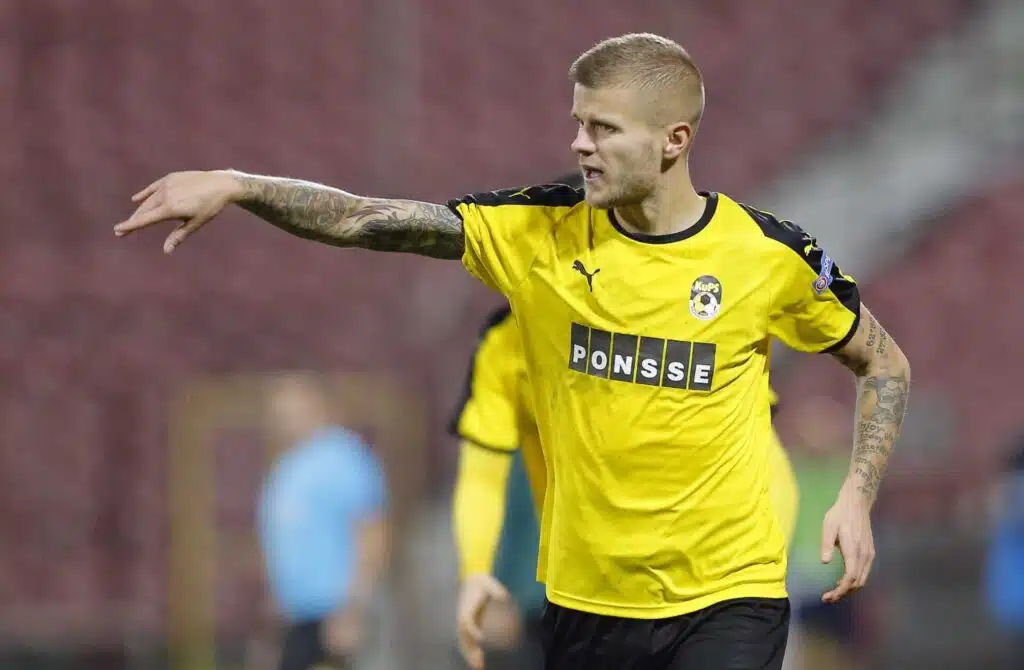 Haastattelu: KuPS:n tähti ei hätkähdä pelitahtia – ”Näitä pelejä varten on harjoiteltu”