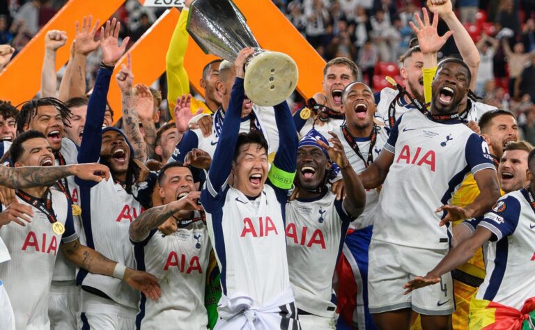 Näkökulma: Tottenham - yleisestä vitsistä vakavasti otettavaksi voittajaksi Näkökulma: Tottenham – yleisestä vitsistä vakavasti otettavaksi voittajaksi