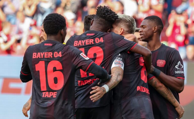 Läpisyöttö: Analyysissa Bundesliigan kivikova kärkiottelu – ”Molemmat ovat kärkisijansa ansainneet”