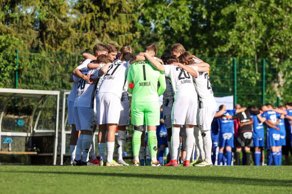 Näkökulma: Ykkösliigan kausi loppusuoralleen – eihän tässä näin pitänyt käydä