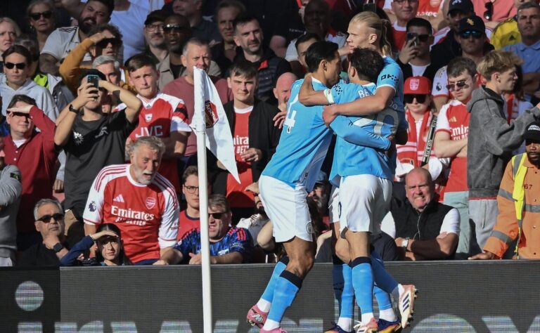 Haastattelu: Suosikkiselostaja lyö väitteen tiskiin – ”Tässä on kauden sensaatio”