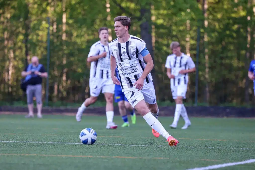 Näkökulma: Ykkösliigan kärkikaksikolla edessä paineensietotesti