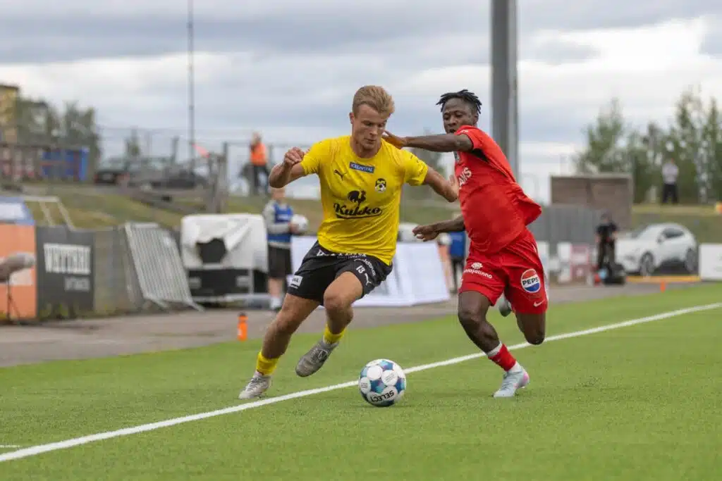 Vuodenvaihde lähestyy, ikkuna aukeamassa – Kymppipaikan siirtopörssiin pieniä muutoksia