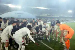 Vieraskynä: Ikuinen cup-romantikko muistelee, miten Antero Nymaniin mahtui 16 tuoppia