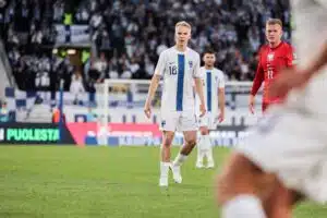 Huuhkajien tähti paljasti kohutun siirtonsa taustat: ”Ihmiset eivät tiedä mitä tapahtui”