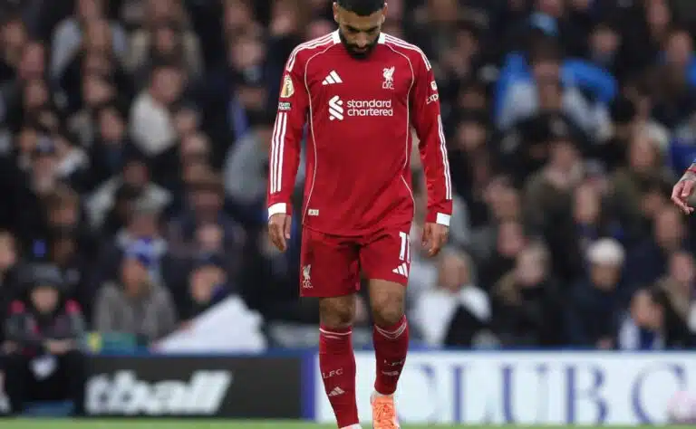 Läpisyöttö: Mo Salah laistaa velvoitteistaan pahemman kerran – ”Hän kusee joukkuekavereidensa päälle tällä hetkellä”