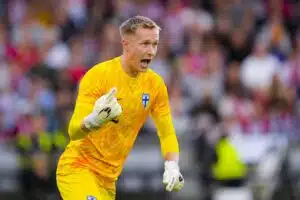 Haastattelu: Asiantuntija kadehtii Viljami Sinisaloa – ”Se on täysin ainutlaatuinen ottelu”