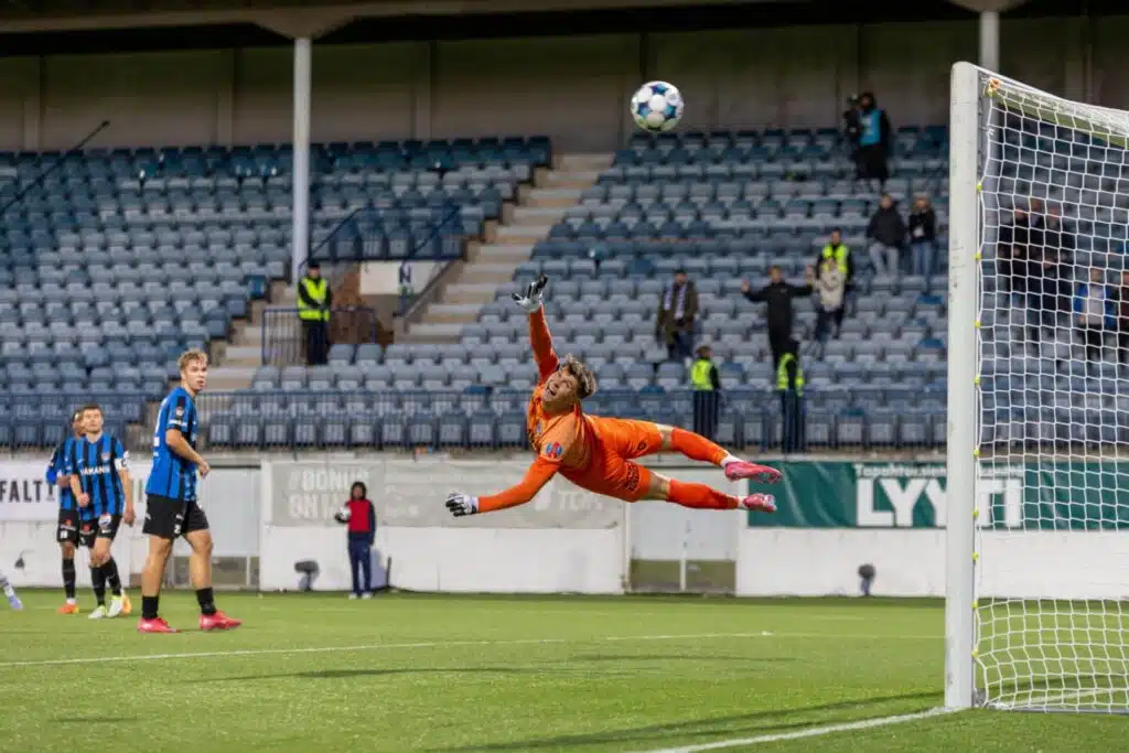 Haastattelu: Veikkausliigan kauden paras maalivahti – ”Yksi mahdollisuus vielä edessä”