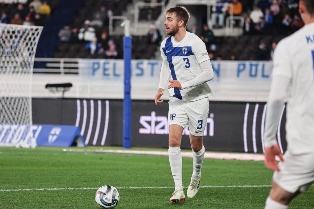 Haastattelu: Juhani Pikkarainen täytti tavoitteensa Allsvenskanissa – ”Olin isossa roolissa johtava pelaaja”