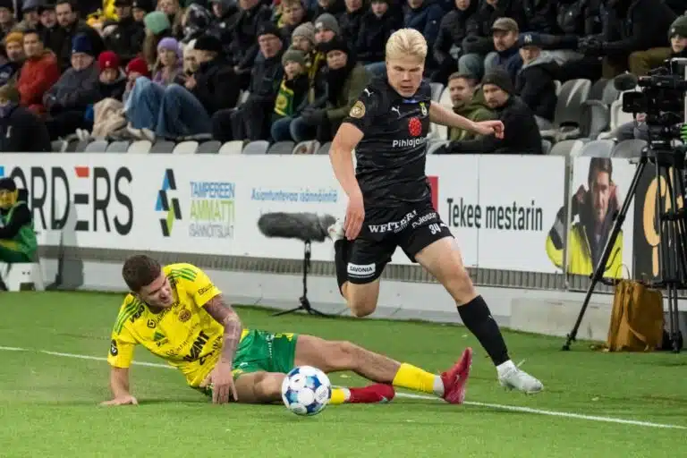 Näkökulma: Veikkausliigan haastajat kiittävät tasapelistä, katsojat jännitysnäytelmästä