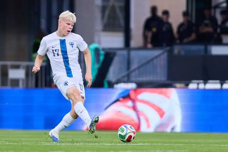 Haastattelu: ”Kuopion Timantin” syksy on tehoja täynnä – ”Haluan jatkaa maalintekoa ja tarjoilla paikkoja”